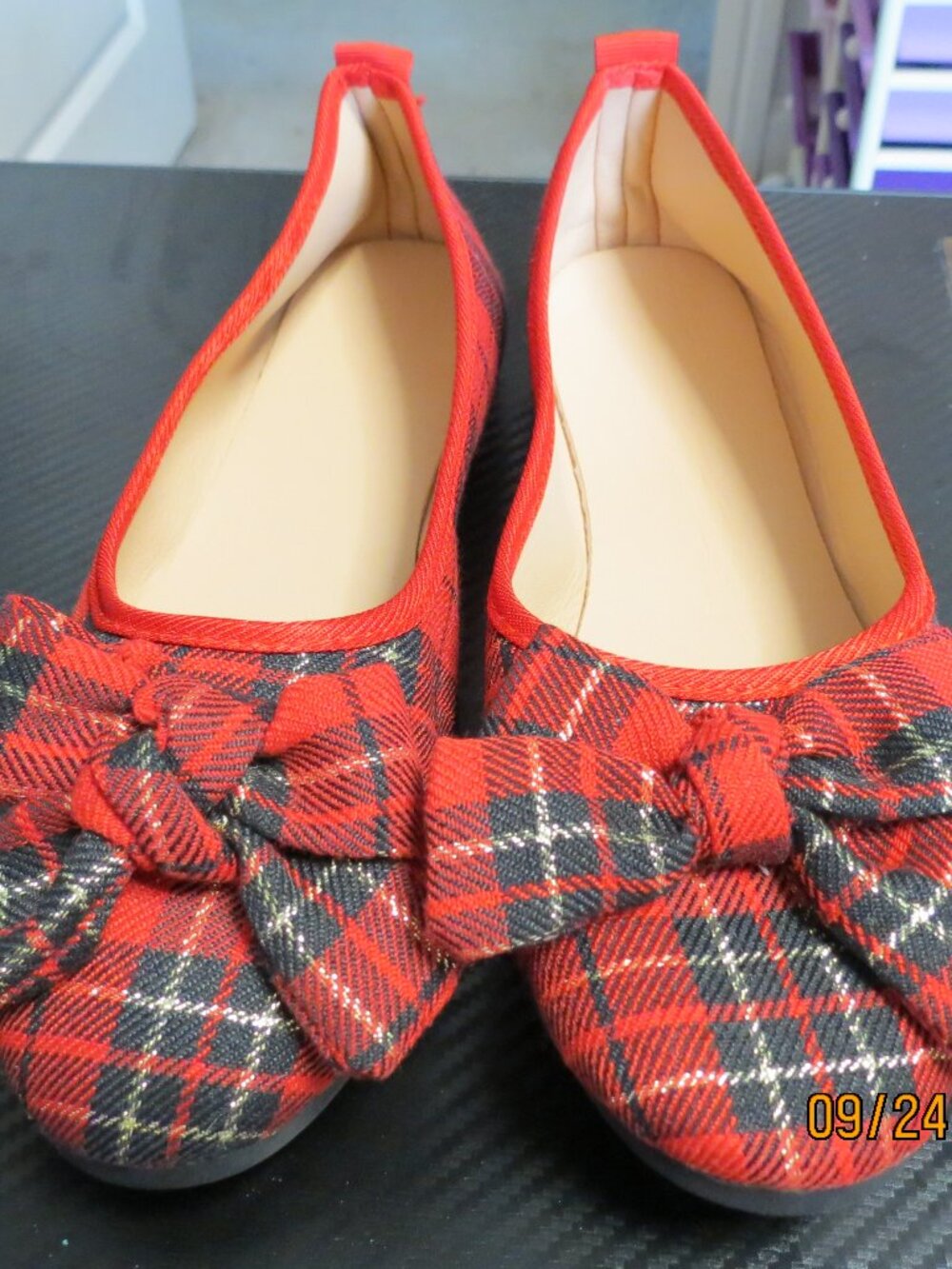 Size 10 (Europe 42) Plaid Bow Flats Shoes.